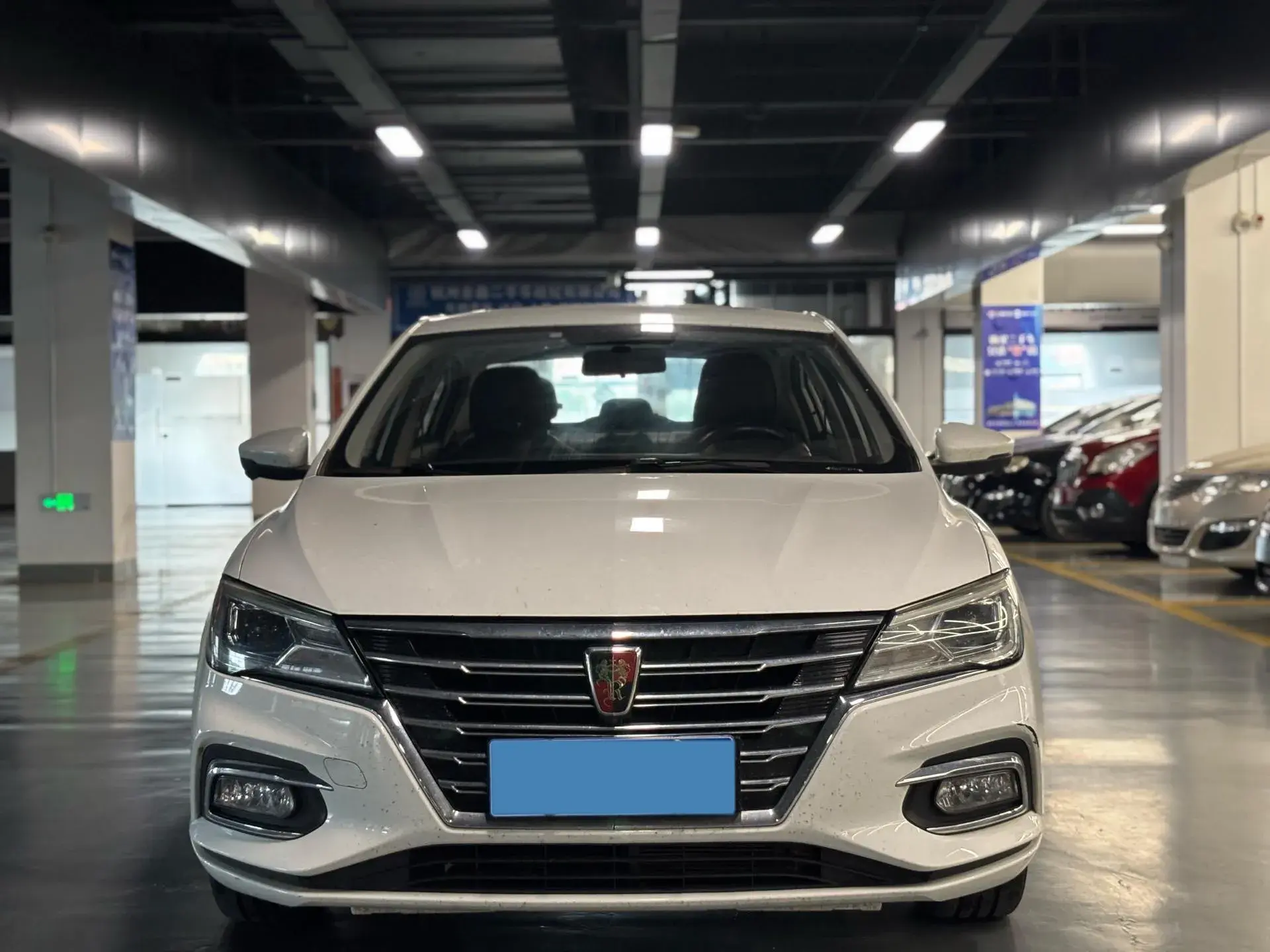 2019 ROEWE I5 thumbnail 2