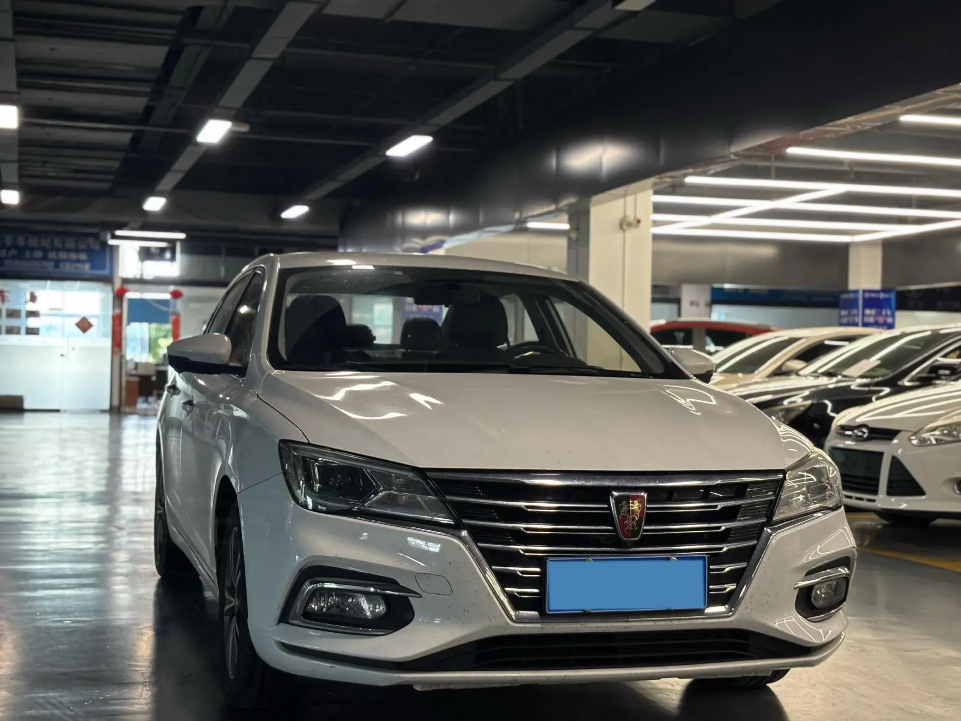 2019 ROEWE I5 thumbnail 3