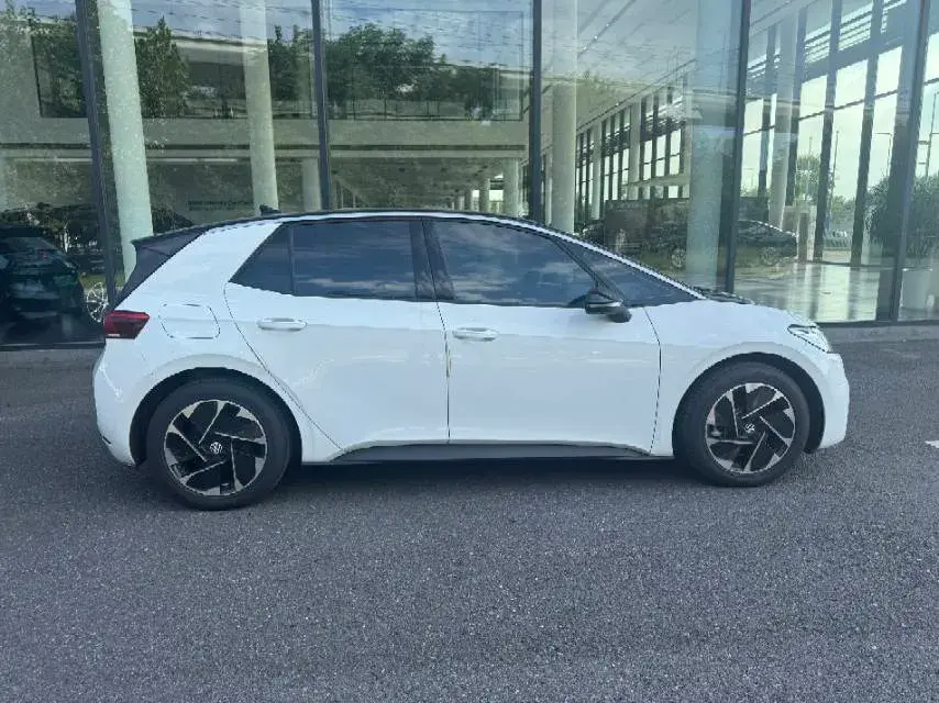 2024 VOLKSWAGEN ID.3 thumbnail 2