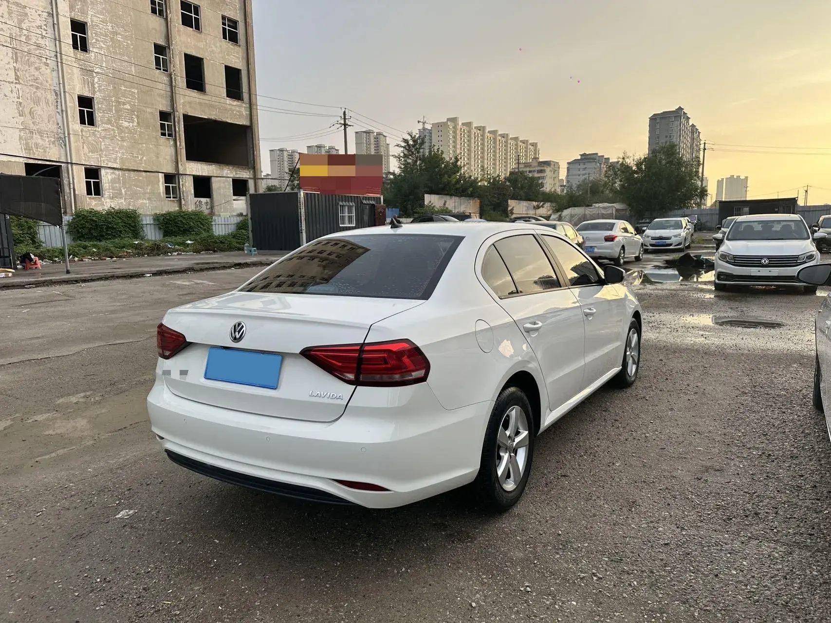 2019 VOLKSWAGEN LAVIDA thumbnail 4