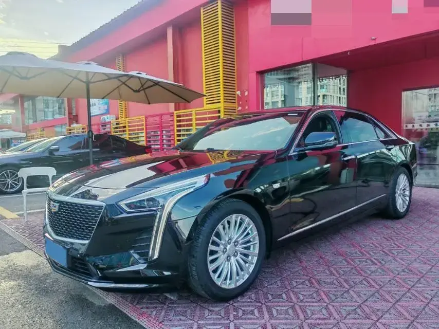 2022 CADILLAC CT6 view 1