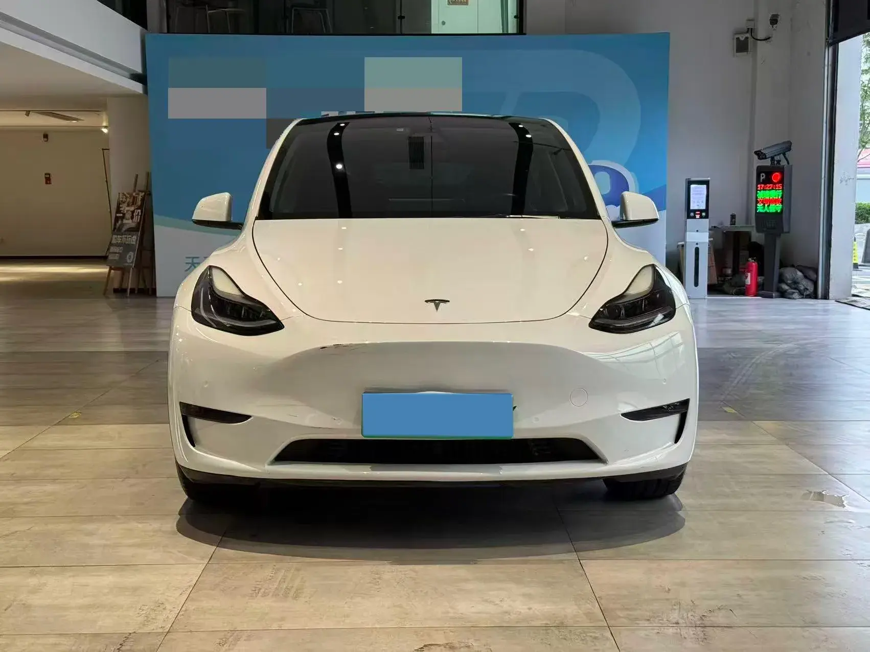 2021 TESLA MODEL thumbnail 2