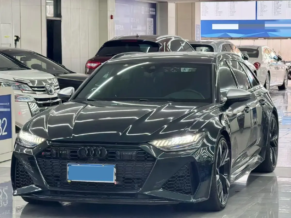 2022 Audi RS 6 4.0T 600HP V8 8AT