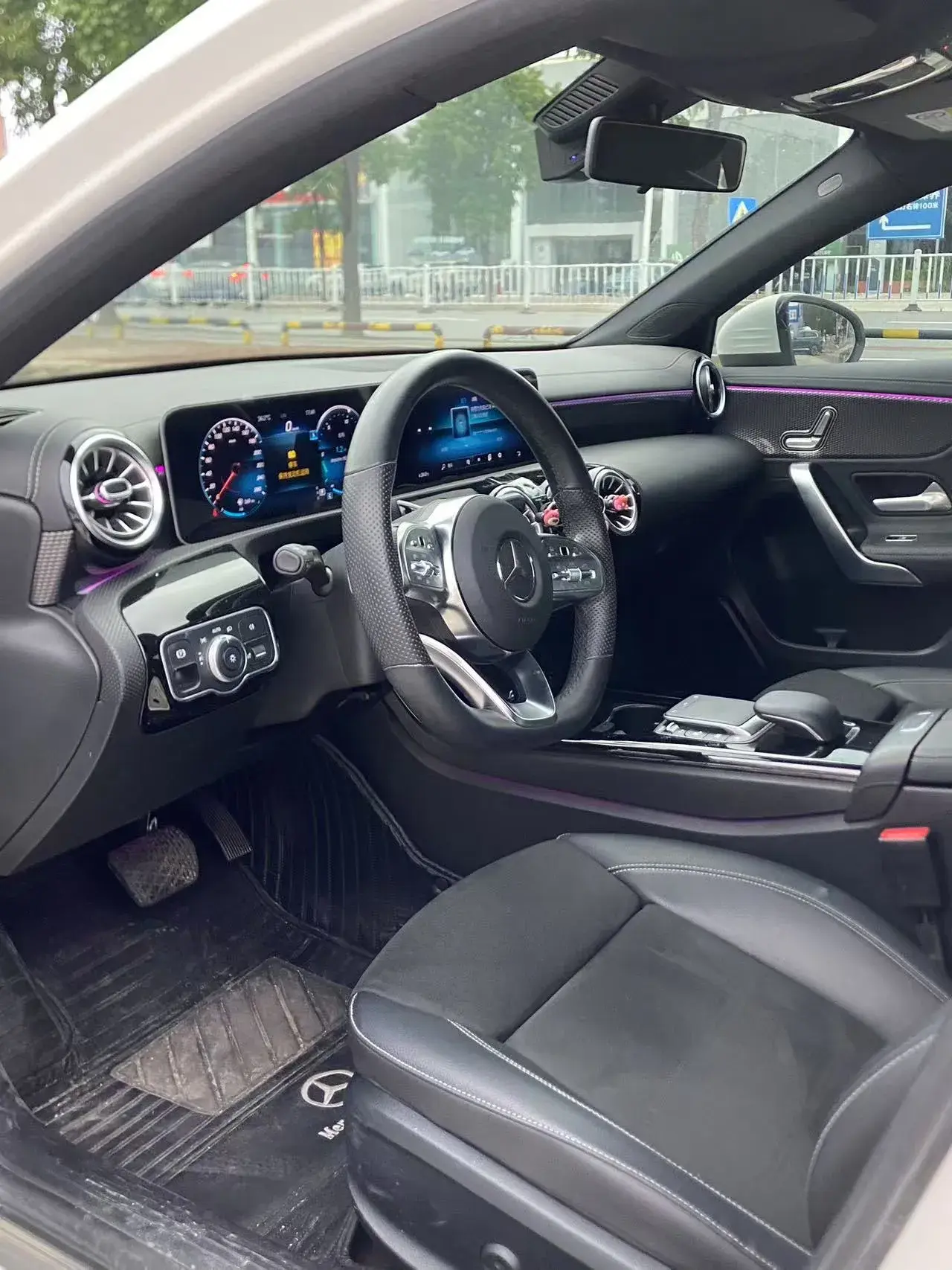 2020 MERCEDES-BENZ A thumbnail 4