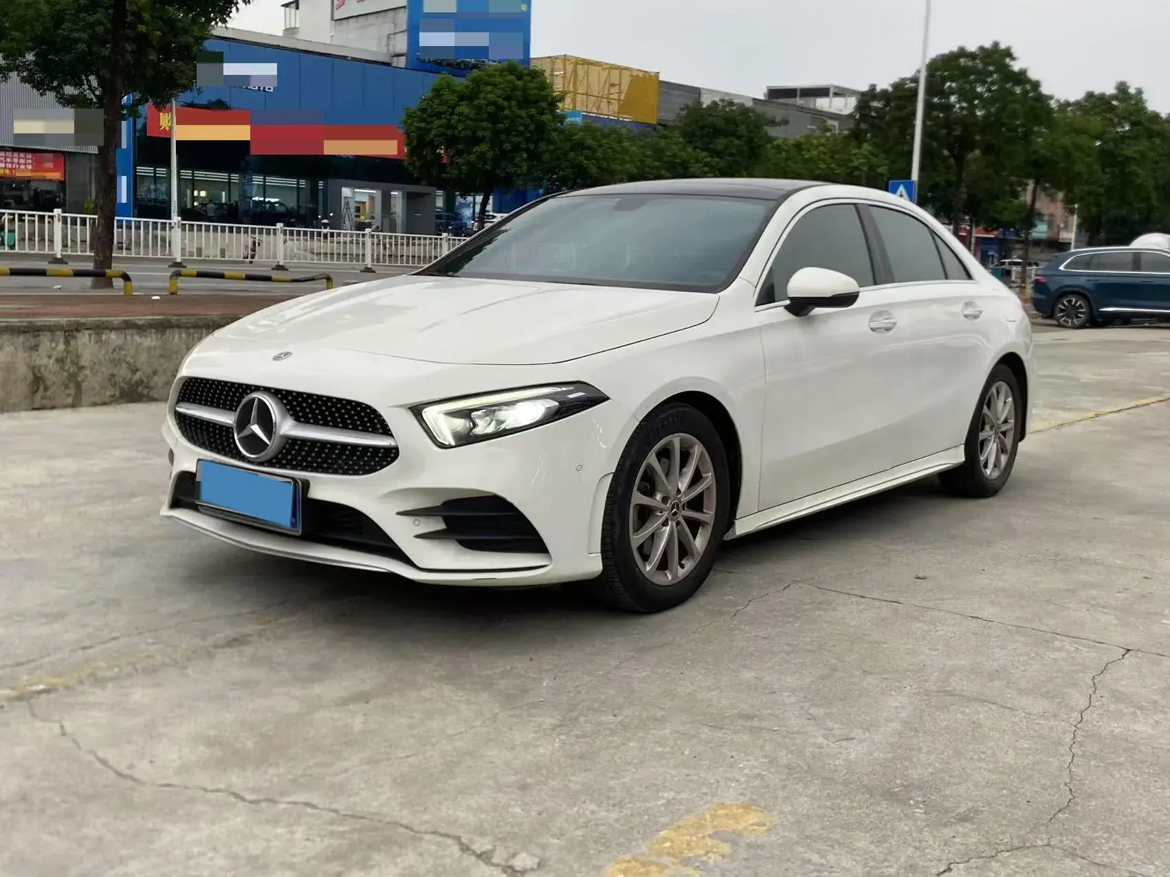 2020 MERCEDES-BENZ A view 1