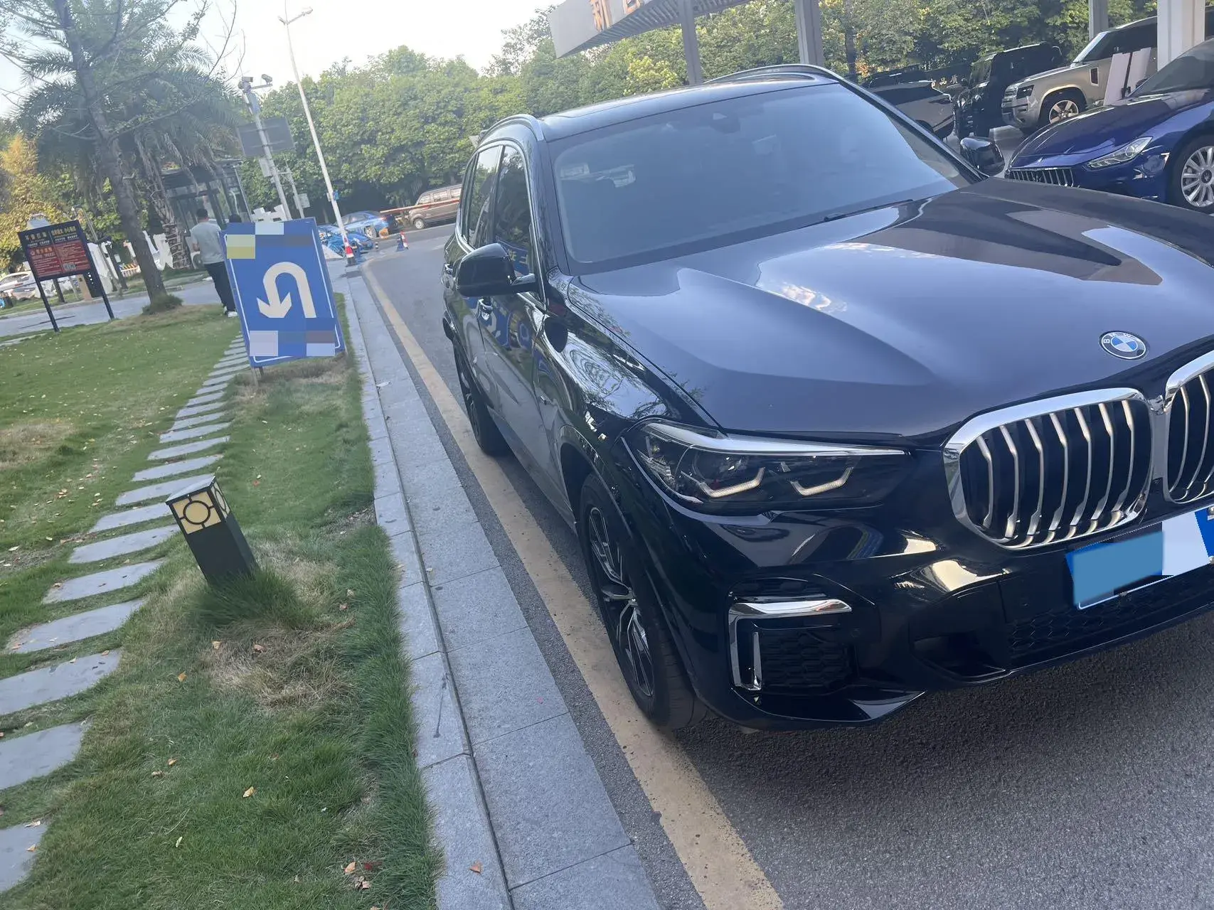 2022 BMW X5 thumbnail 3