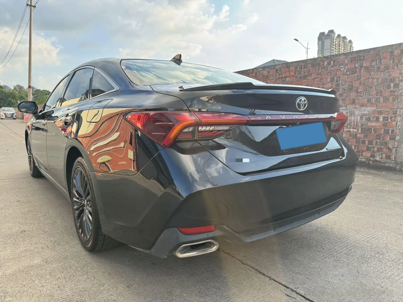 2019 TOYOTA AVALON thumbnail 4