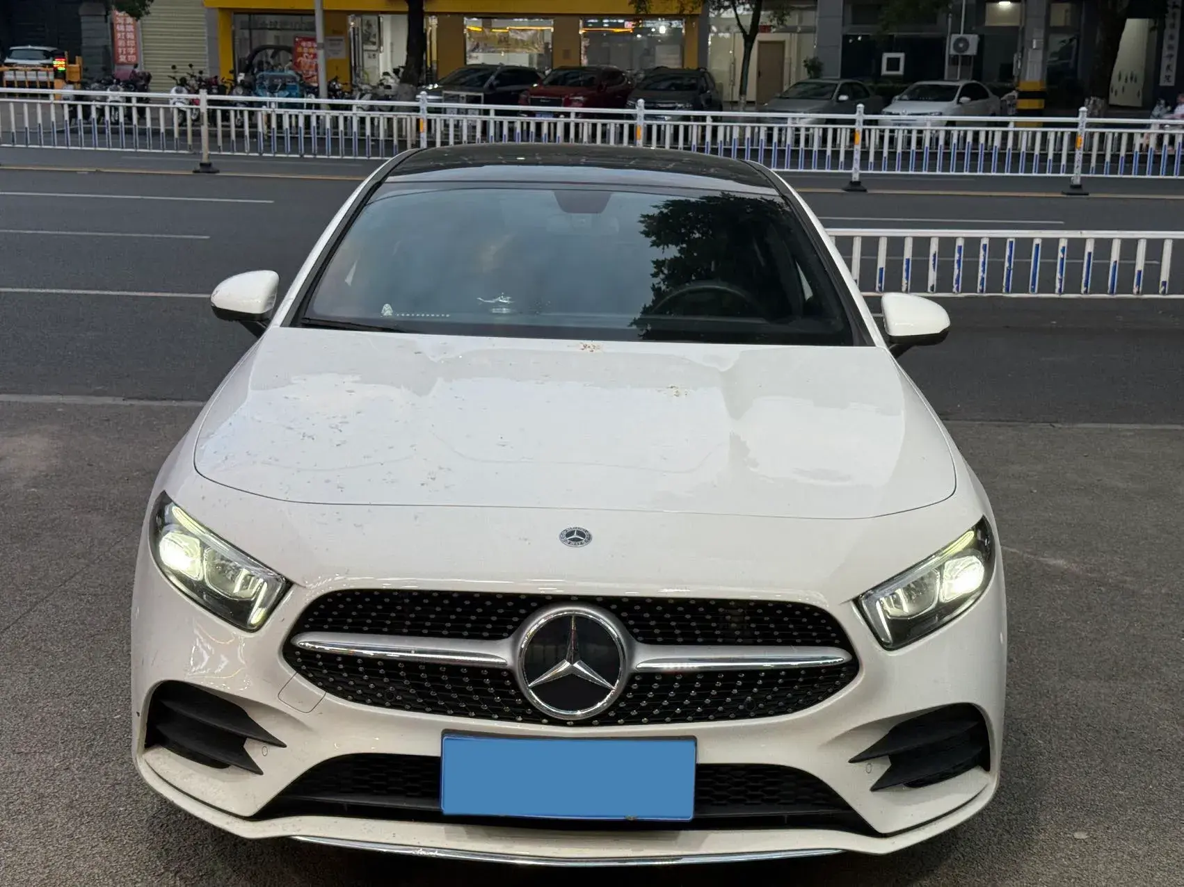 2022 MERCEDES-BENZ A thumbnail 2