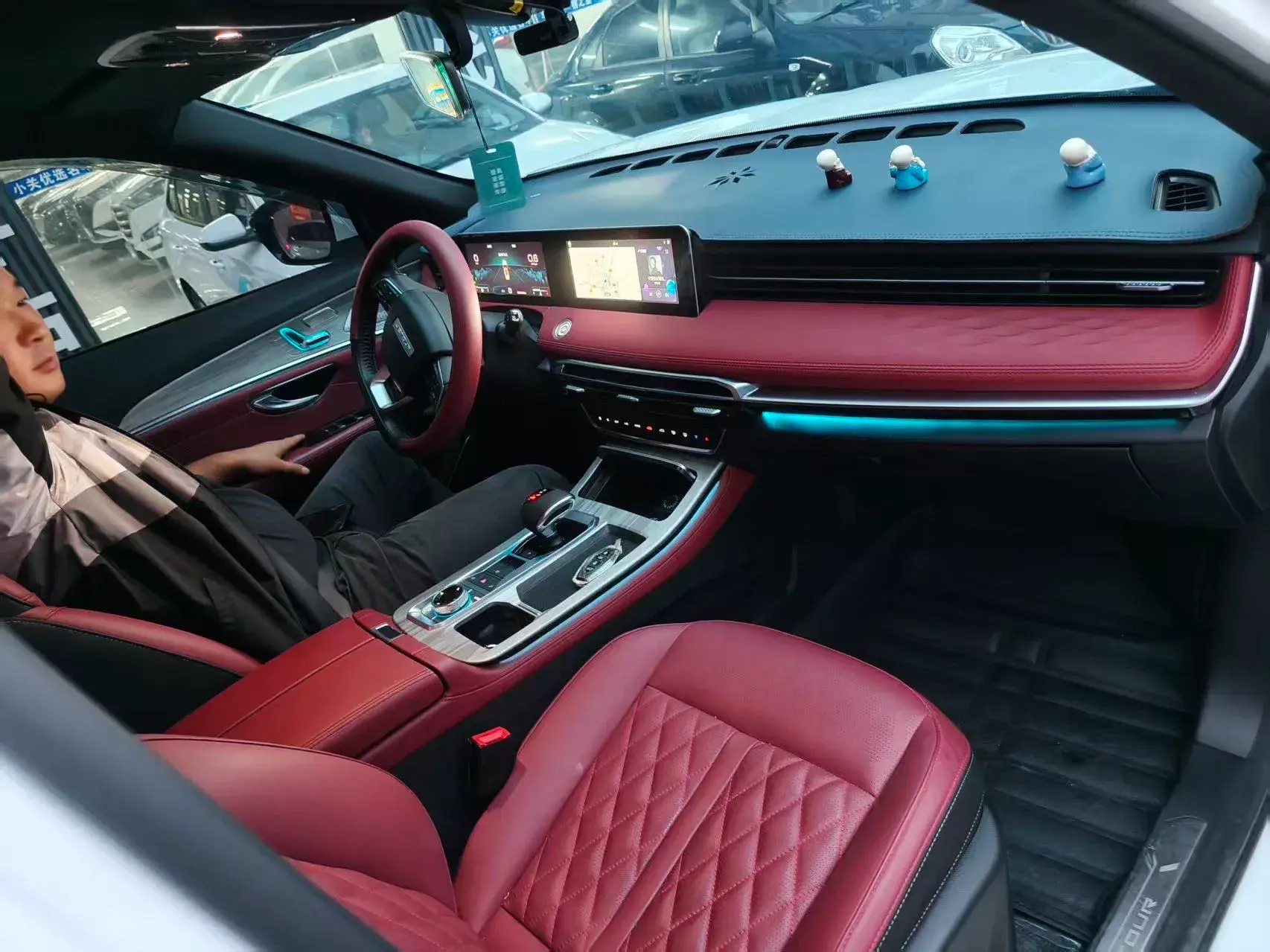 2023 JETOUR X70 thumbnail 3