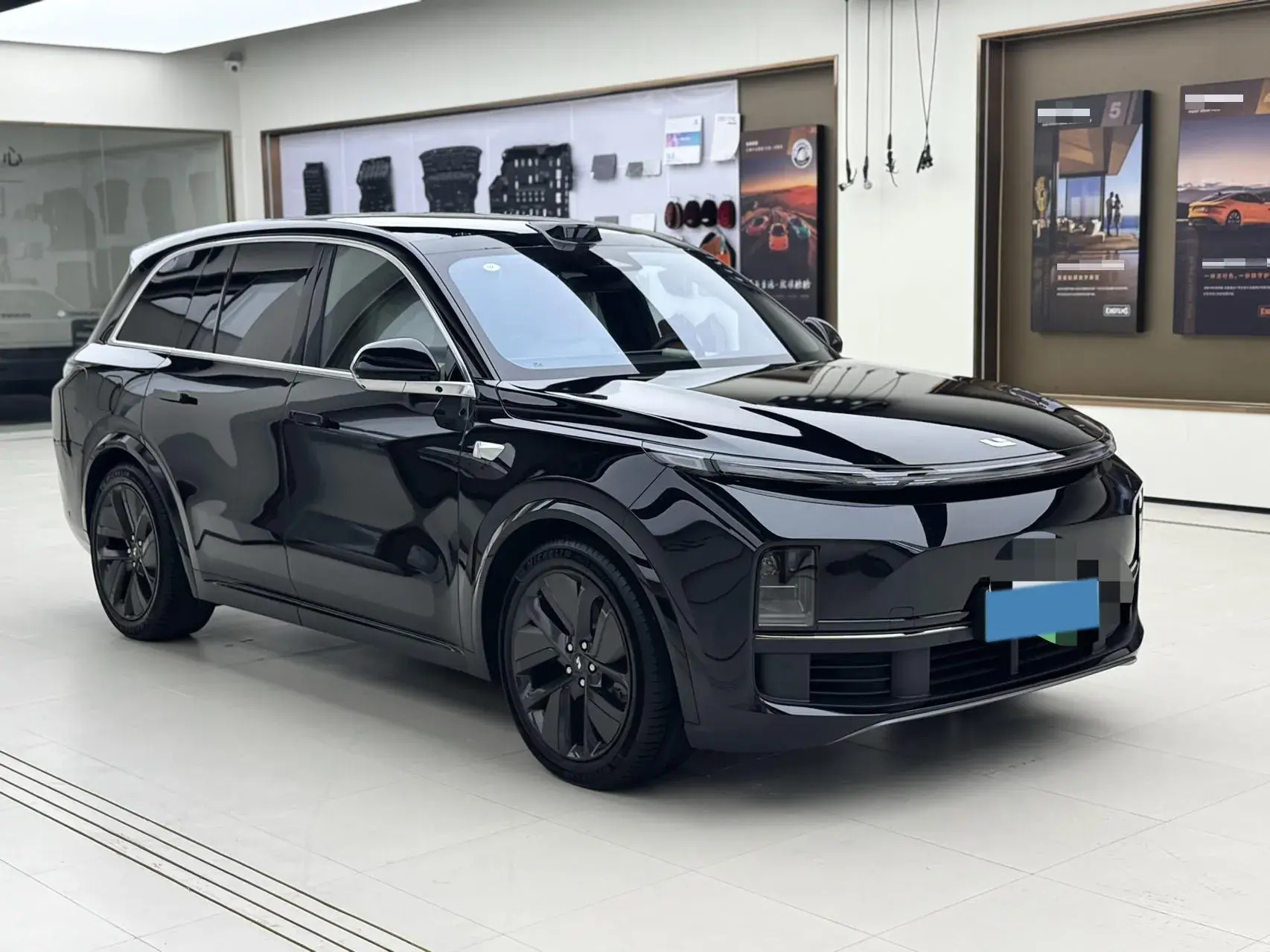 2024 LI L8 thumbnail 3