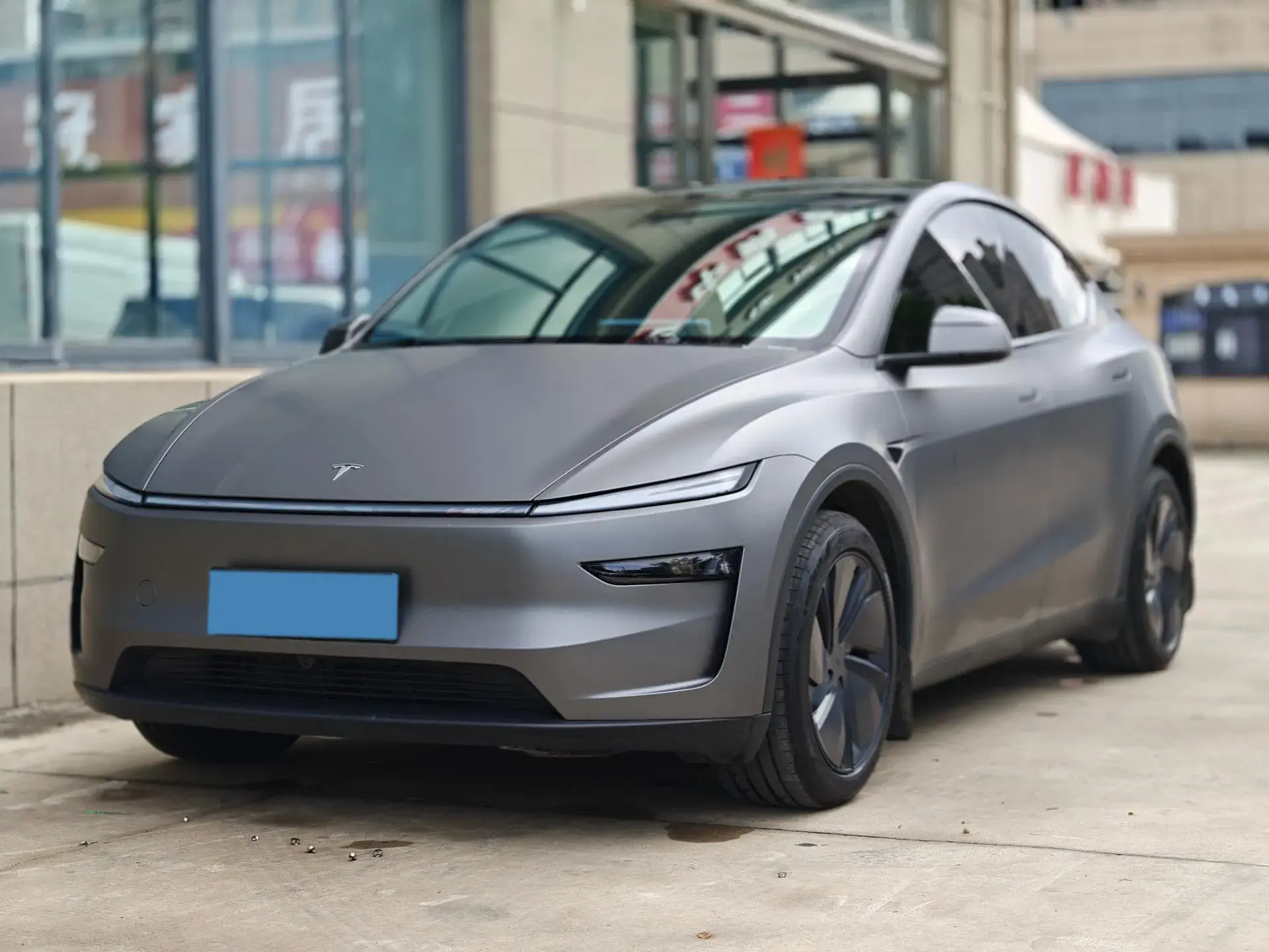 2025 TESLA MODEL view 1