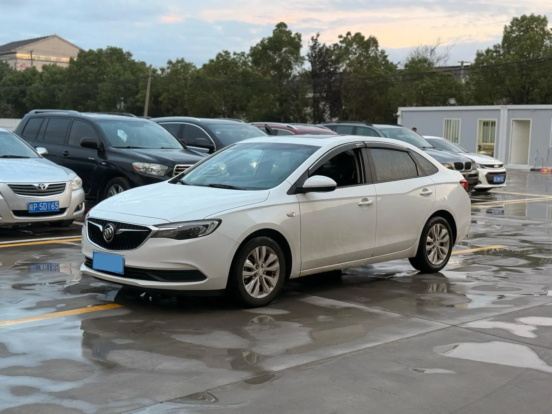 2020 BUICK REGAL view 1