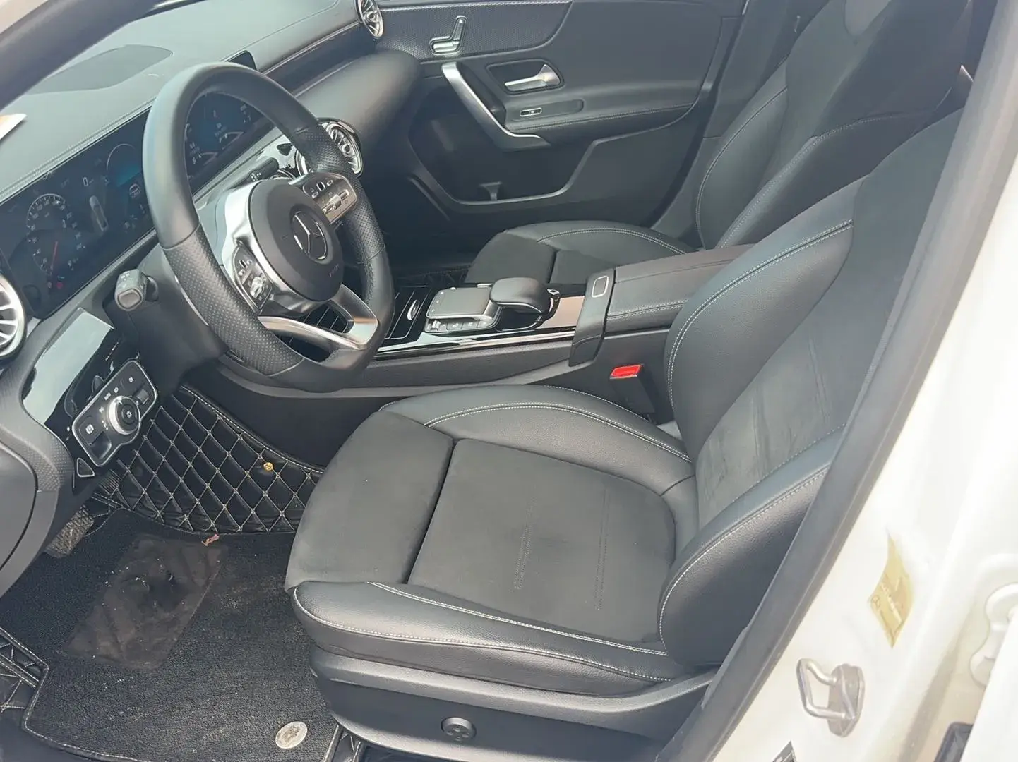 2021 MERCEDES-BENZ A thumbnail 3