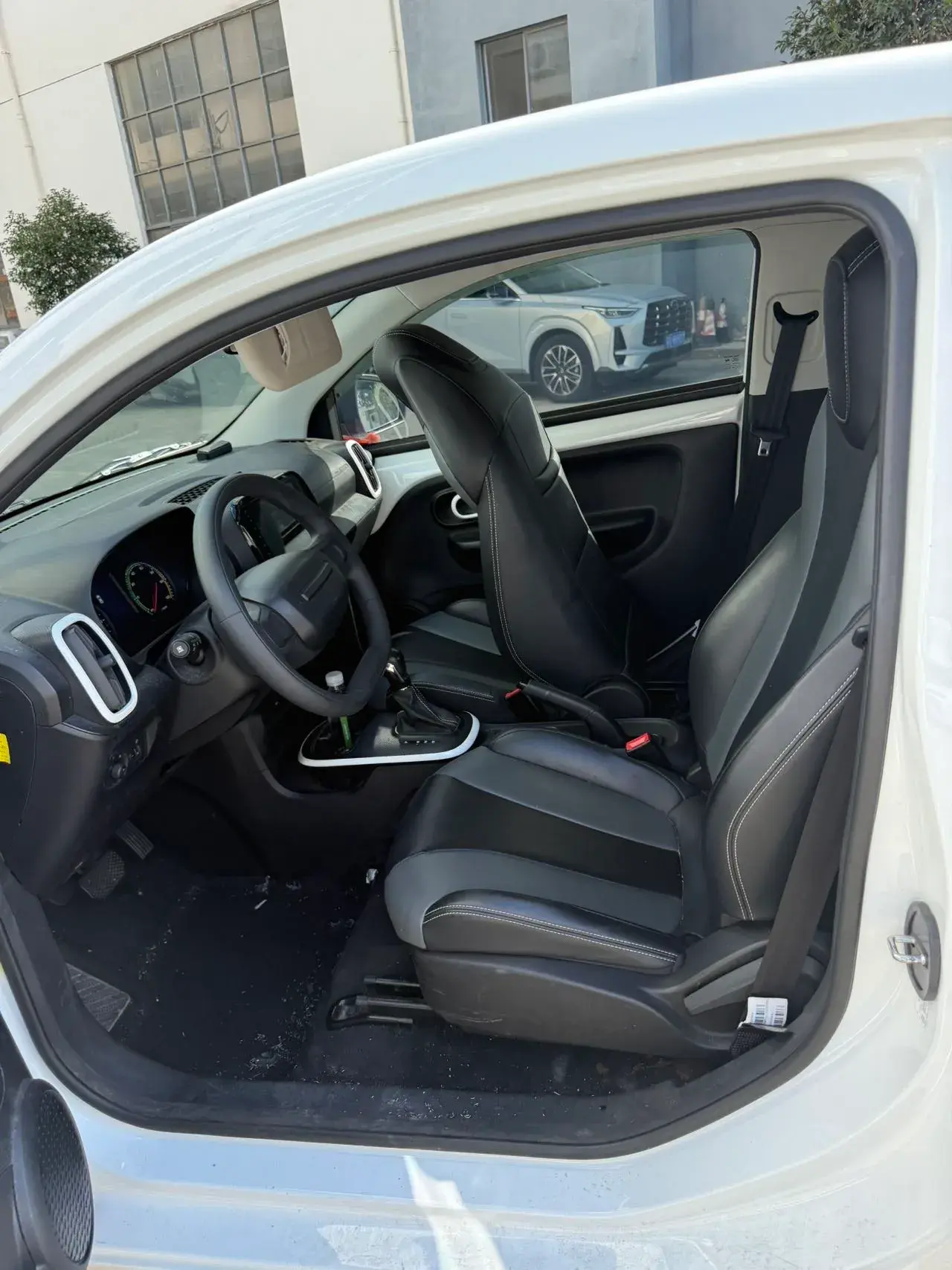 2022 ROEWE CLEVER thumbnail 2