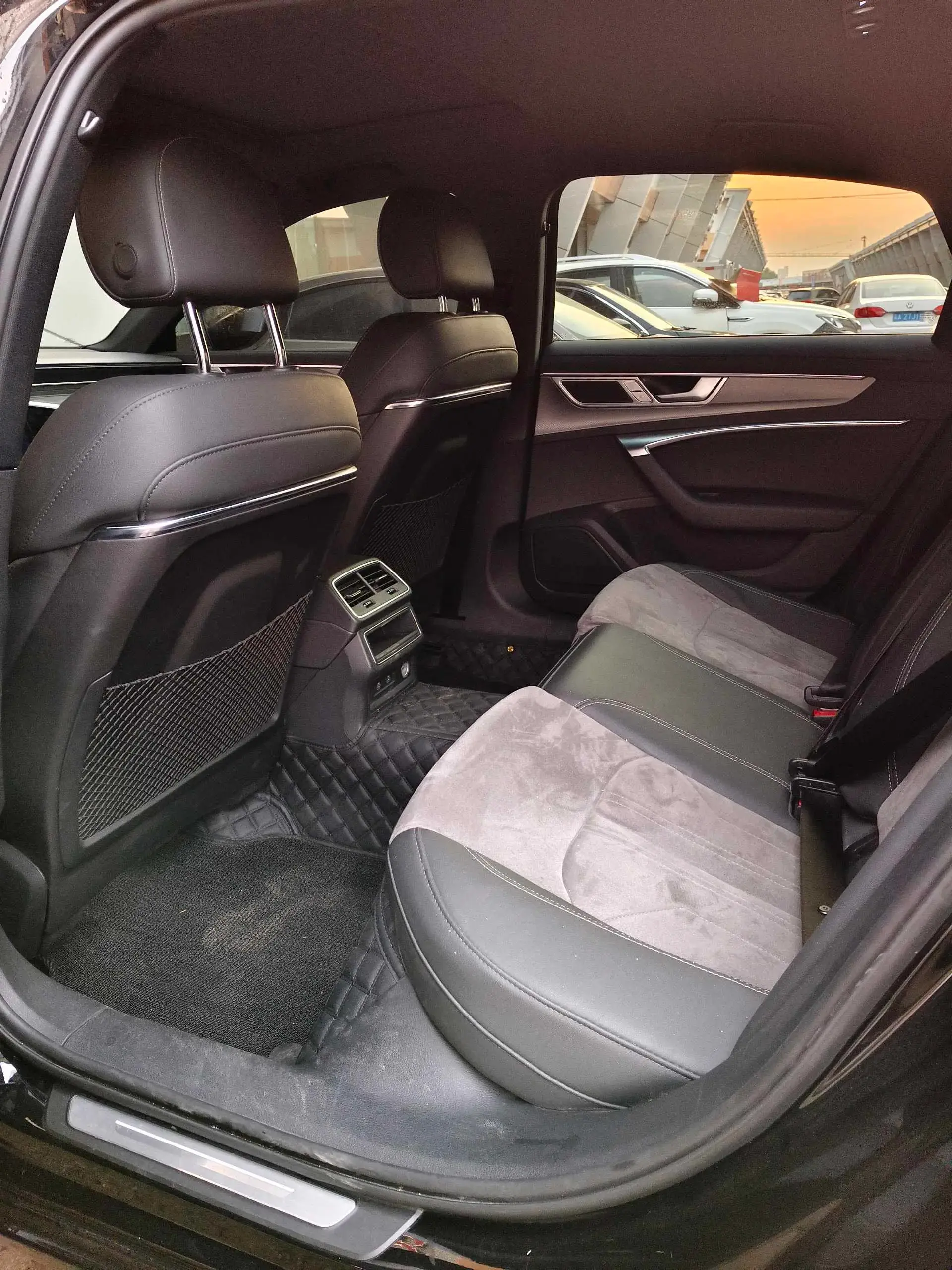 2023 AUDI A6L thumbnail 3