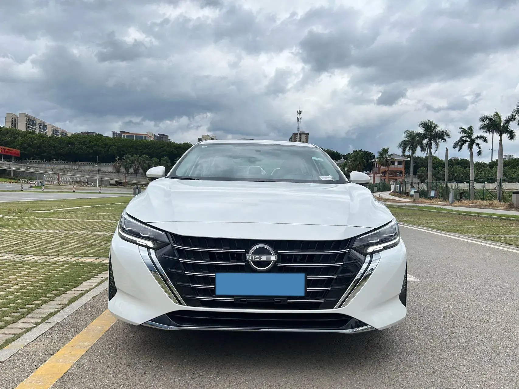 2023 NISSAN SYLPHY thumbnail 4