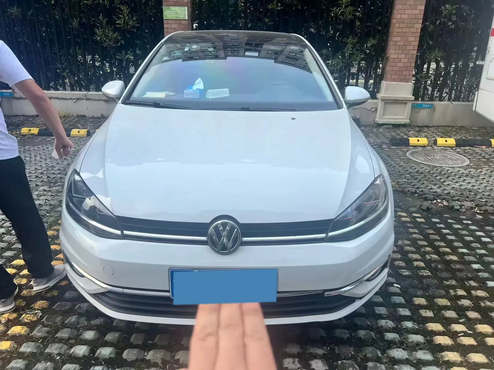 2018 VOLKSWAGEN GOLF thumbnail 2