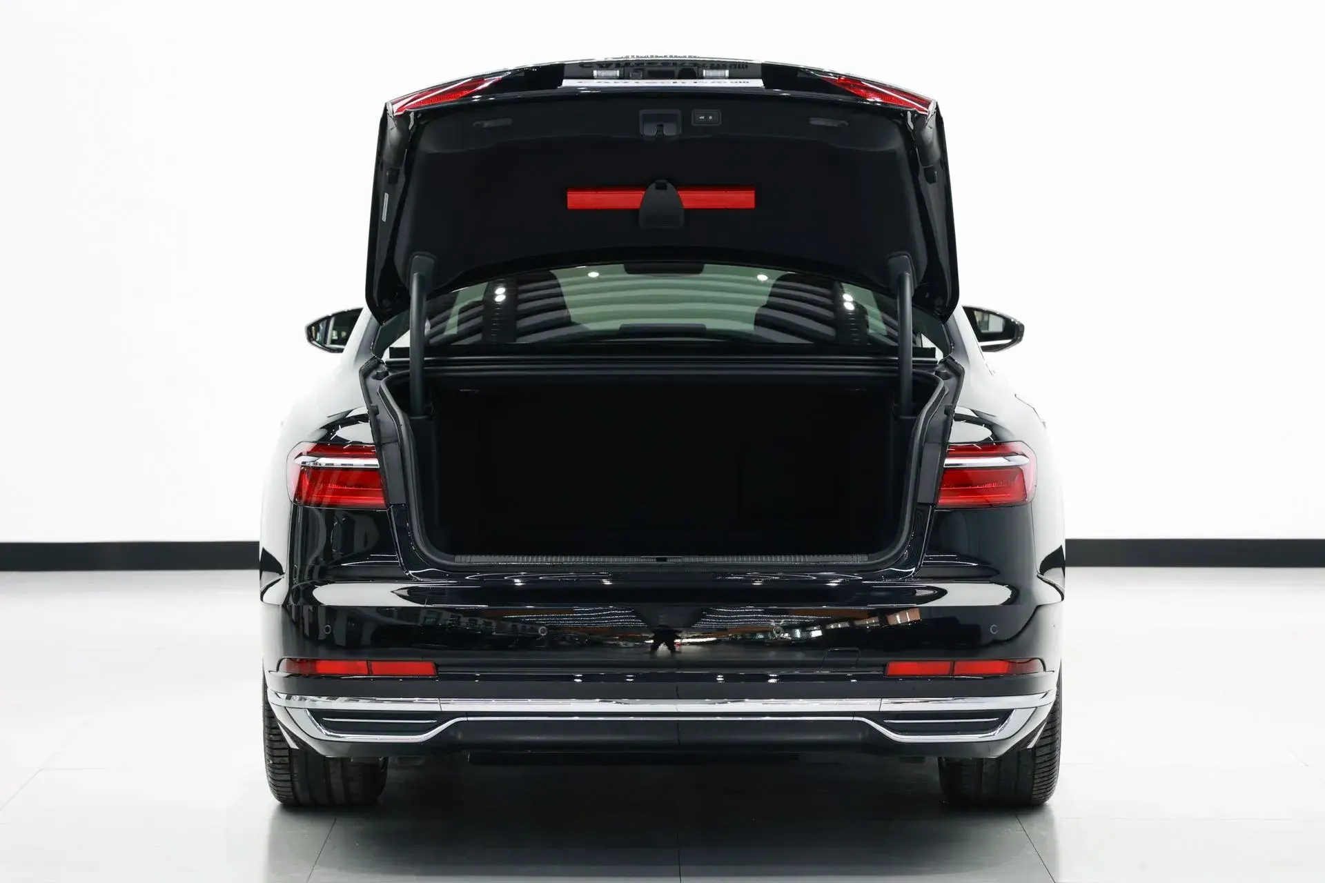 2021 AUDI A8 thumbnail 3