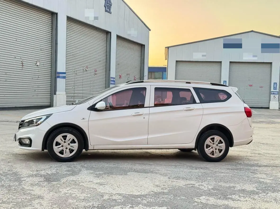 2017 BAOJUN 310W thumbnail 2