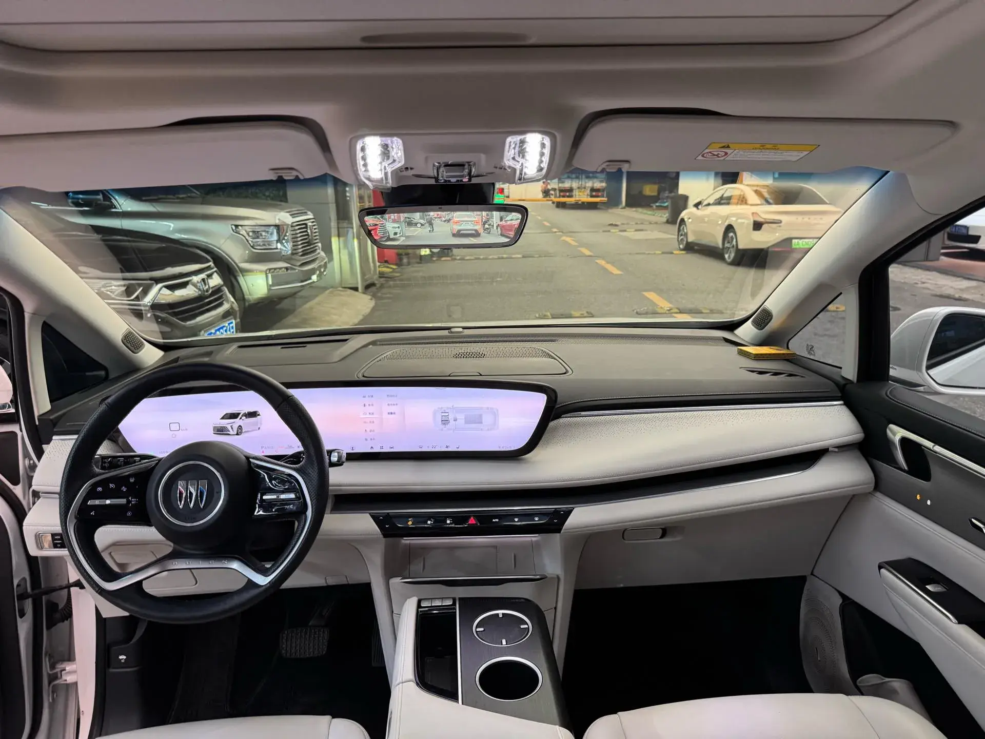 2024 BUICK GL8 thumbnail 3