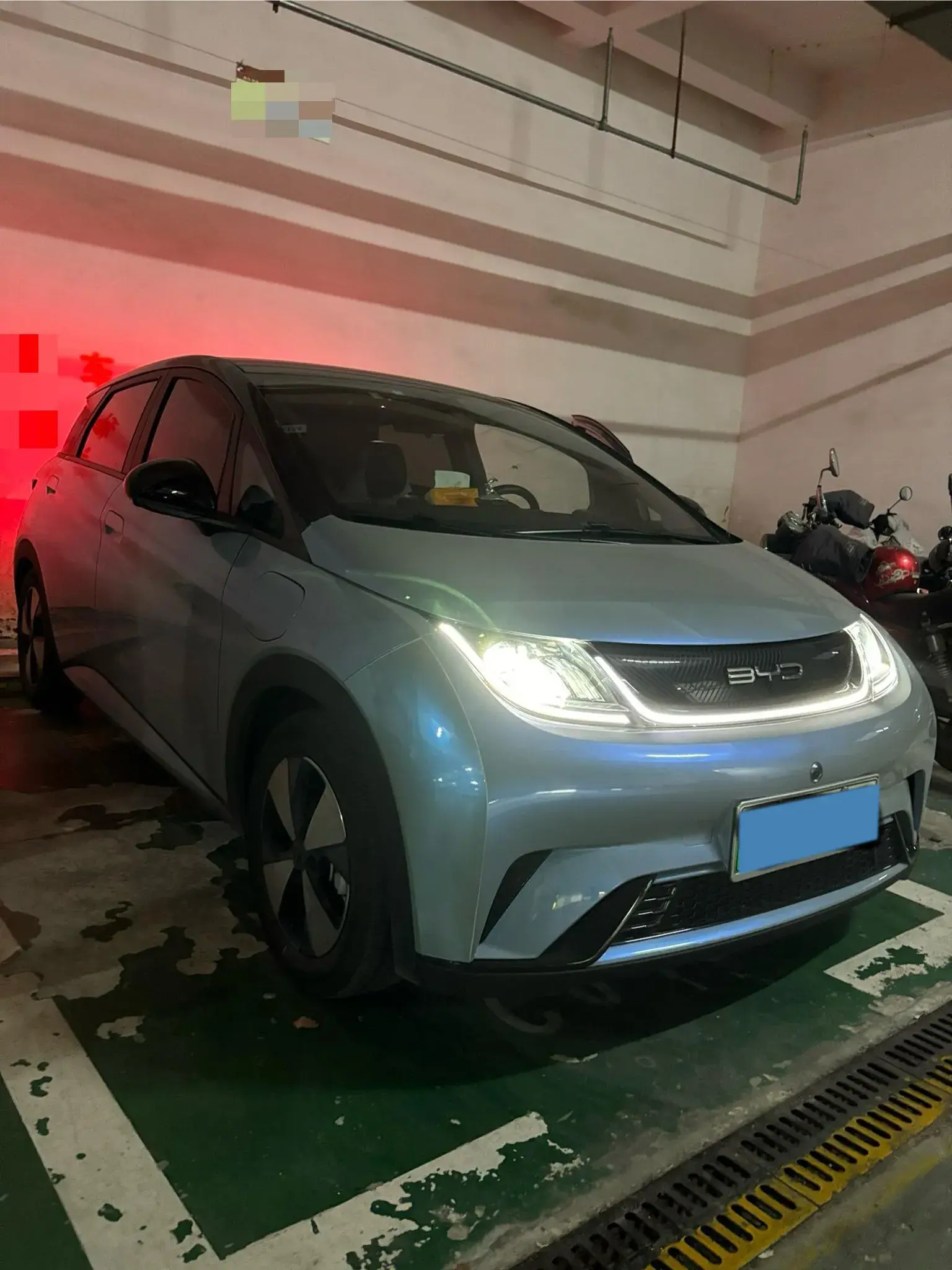 2023 BYD DOLPHIN thumbnail 3