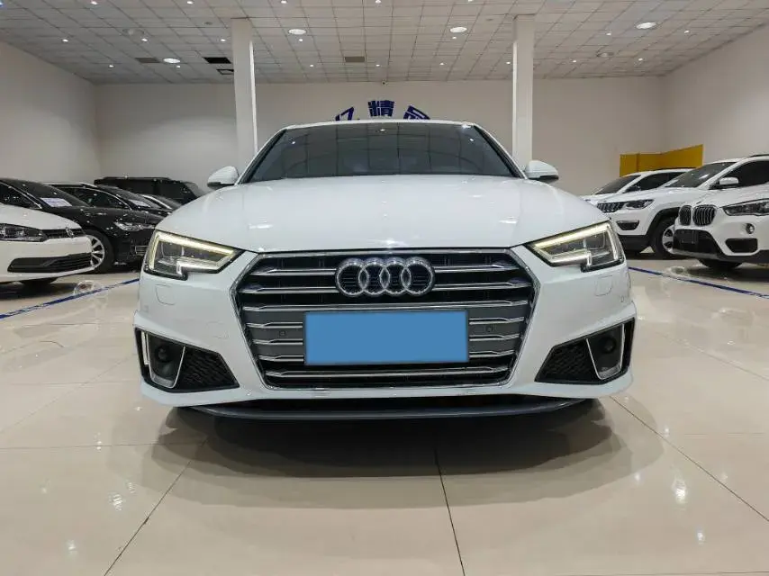 2019 AUDI A4L thumbnail 2
