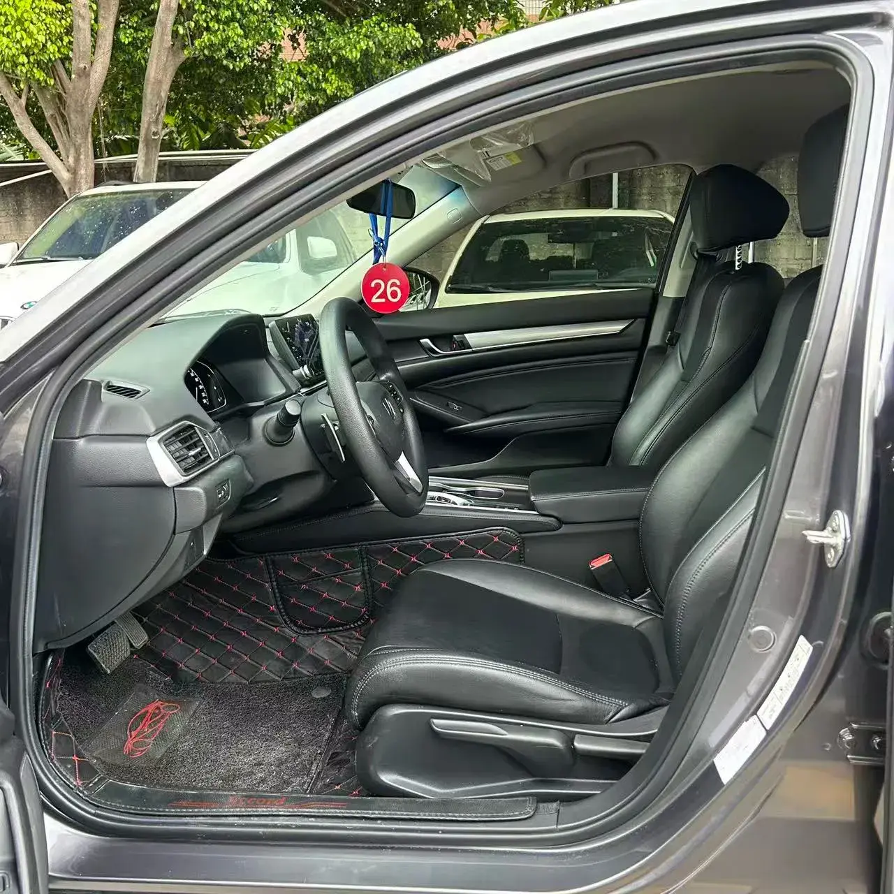 2018 HONDA ACCORD thumbnail 4