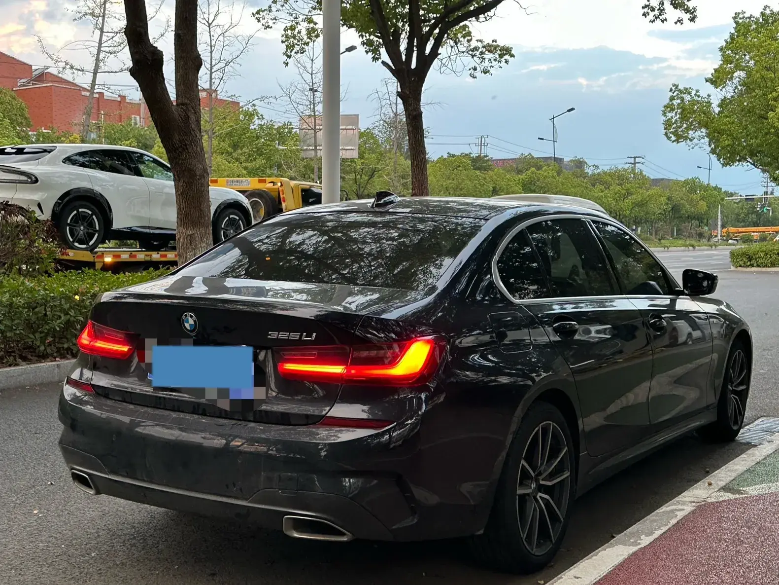 2022 BMW 3 thumbnail 4