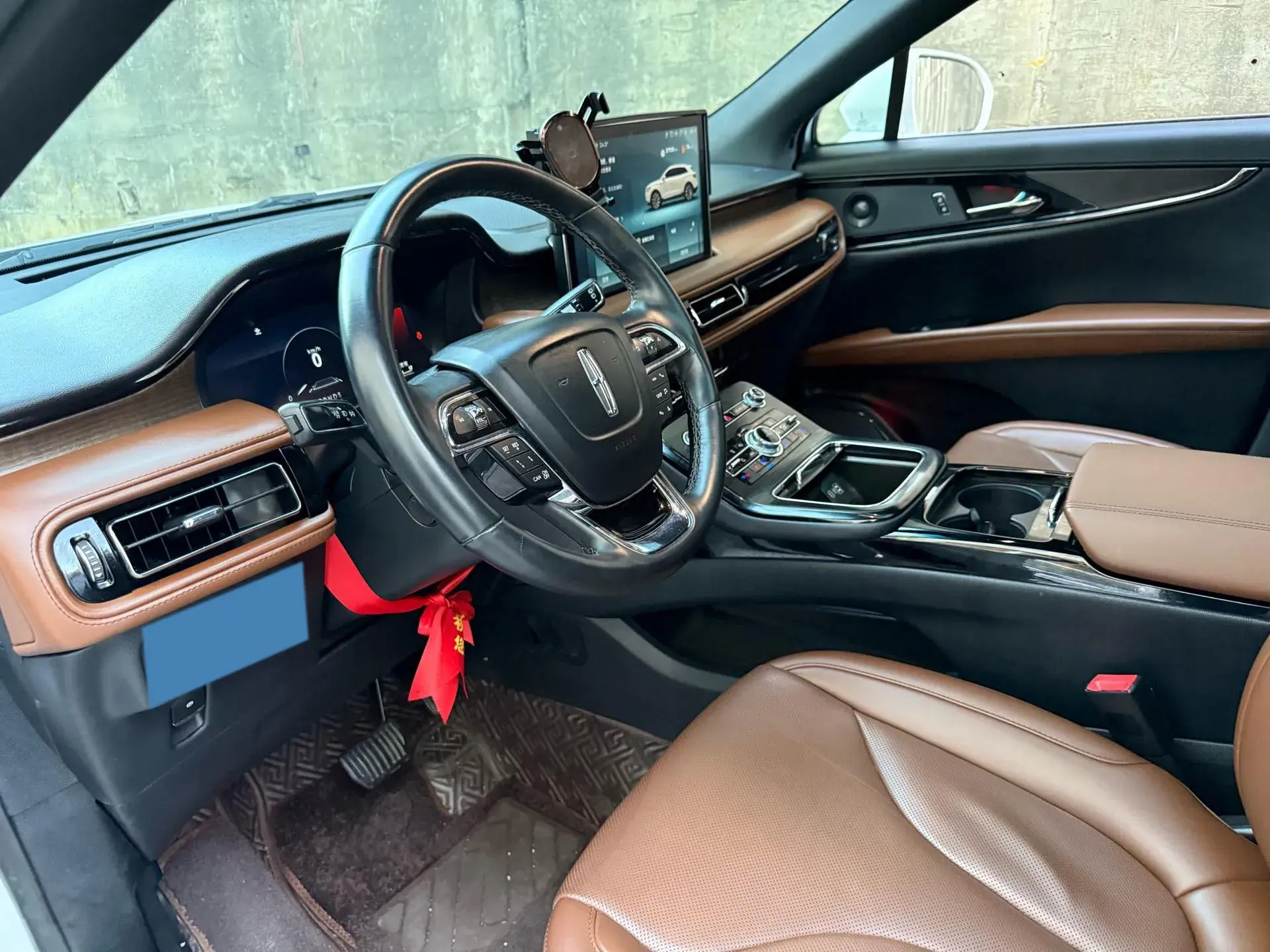 2021 LINCOLN NAUTILUS thumbnail 4