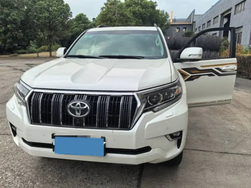 2018 TOYOTA LAND thumbnail 2