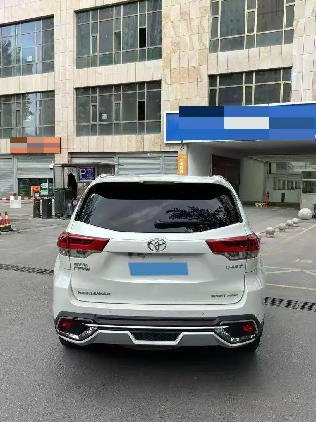 2018 TOYOTA HIGHLANDER thumbnail 4