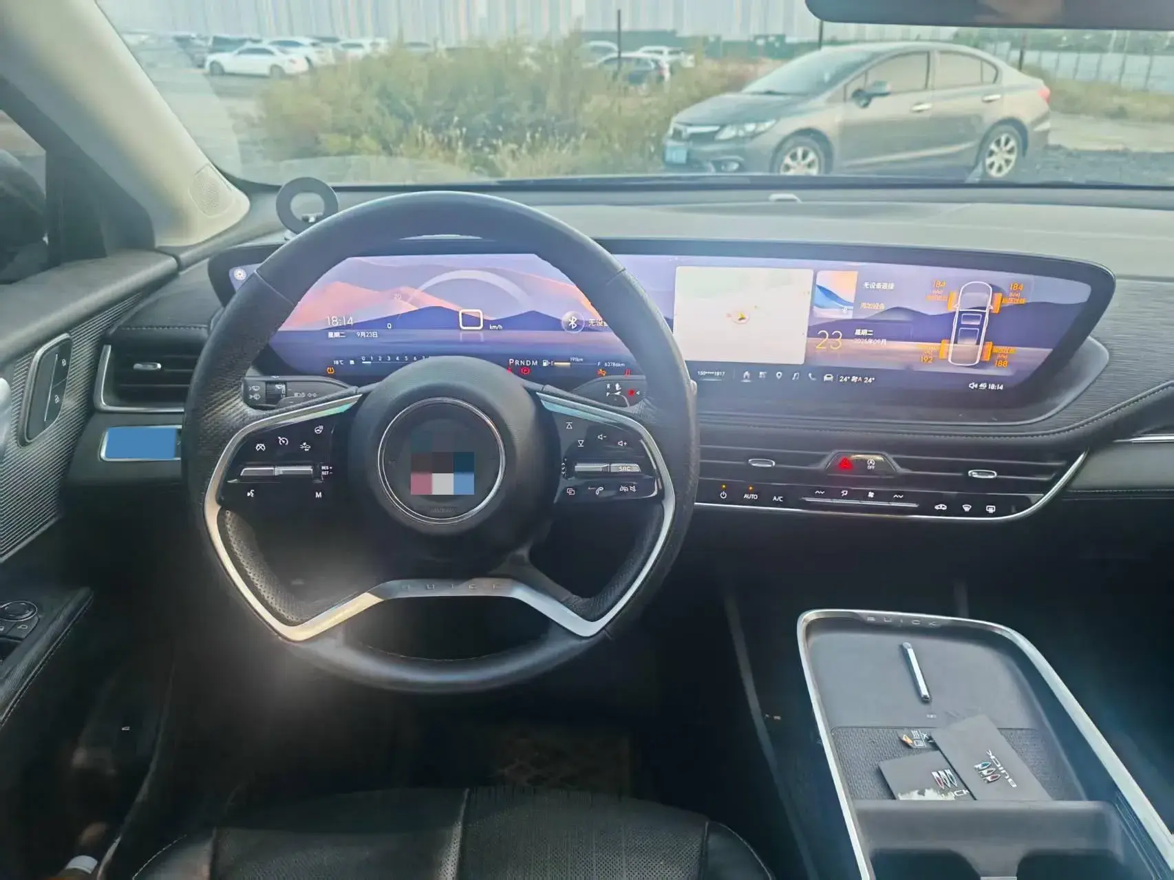 2023 BUICK LARCOSSE thumbnail 4