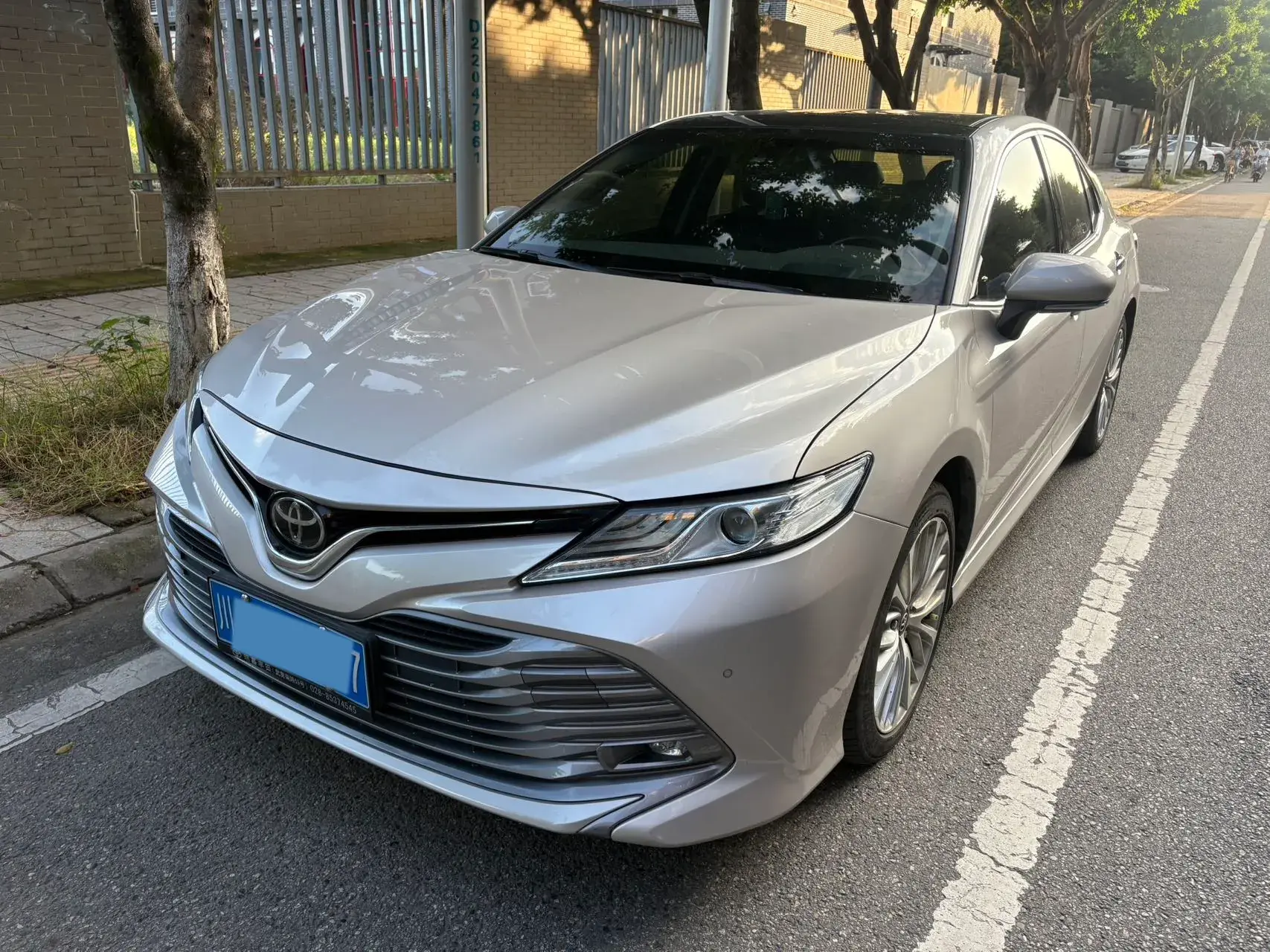 2018 TOYOTA CAMRY view 1