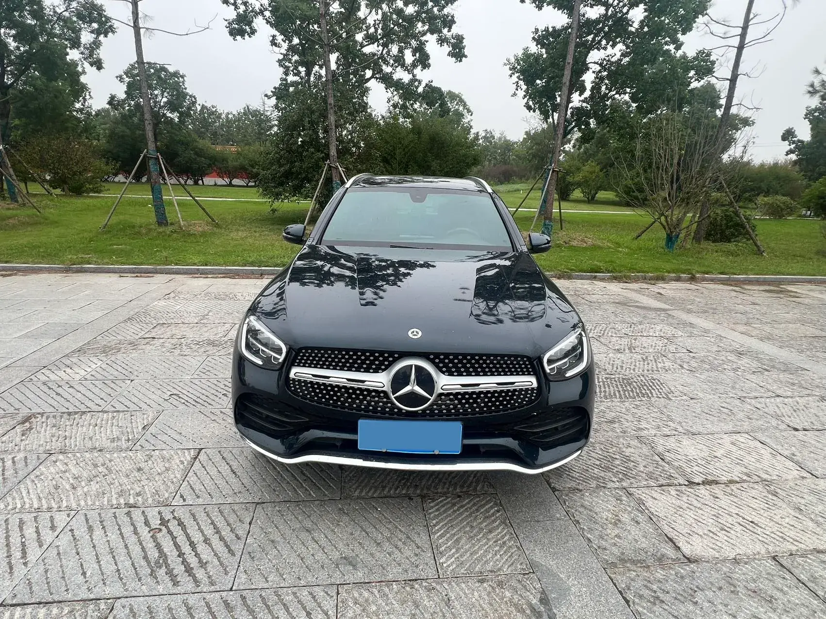 2022 MERCEDES-BENZ GLC thumbnail 2