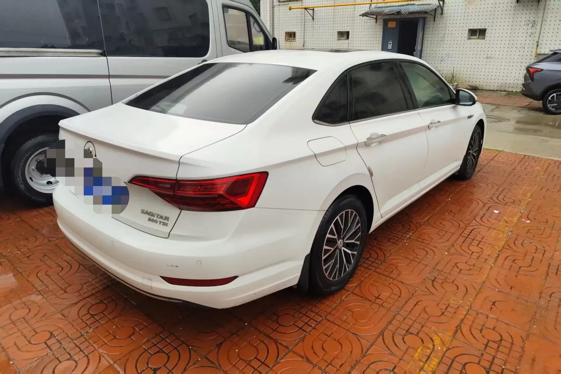 2019 VOLKSWAGEN SAGITAR thumbnail 4