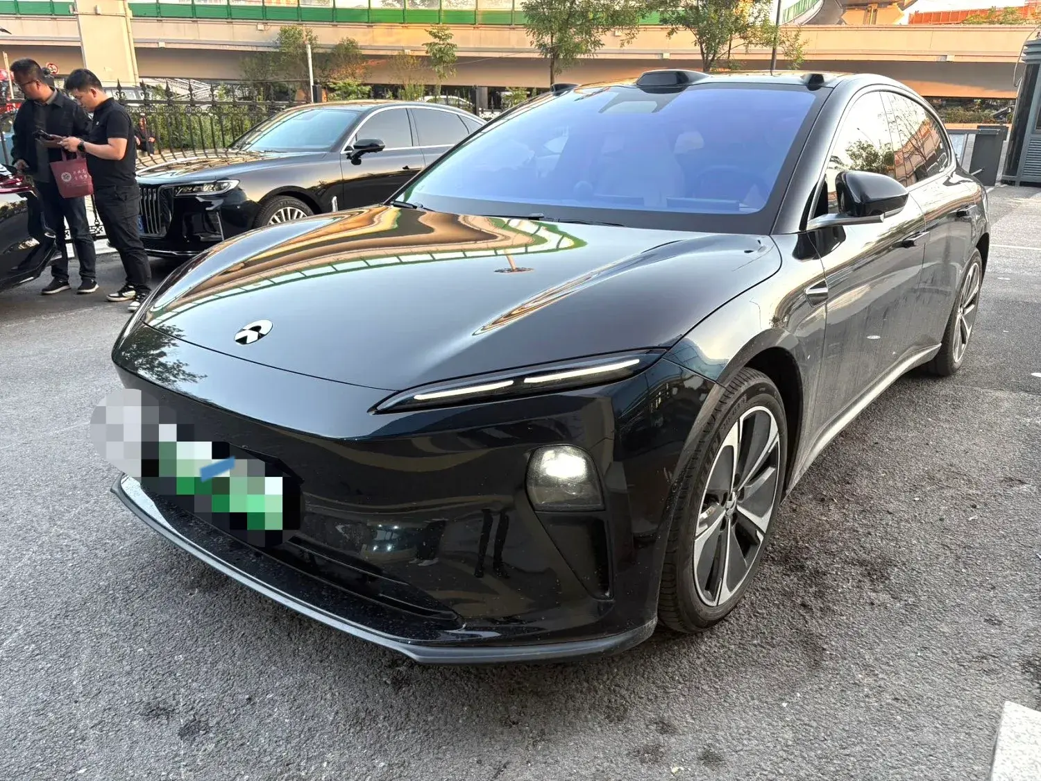 2024 NIO ET5T view 1