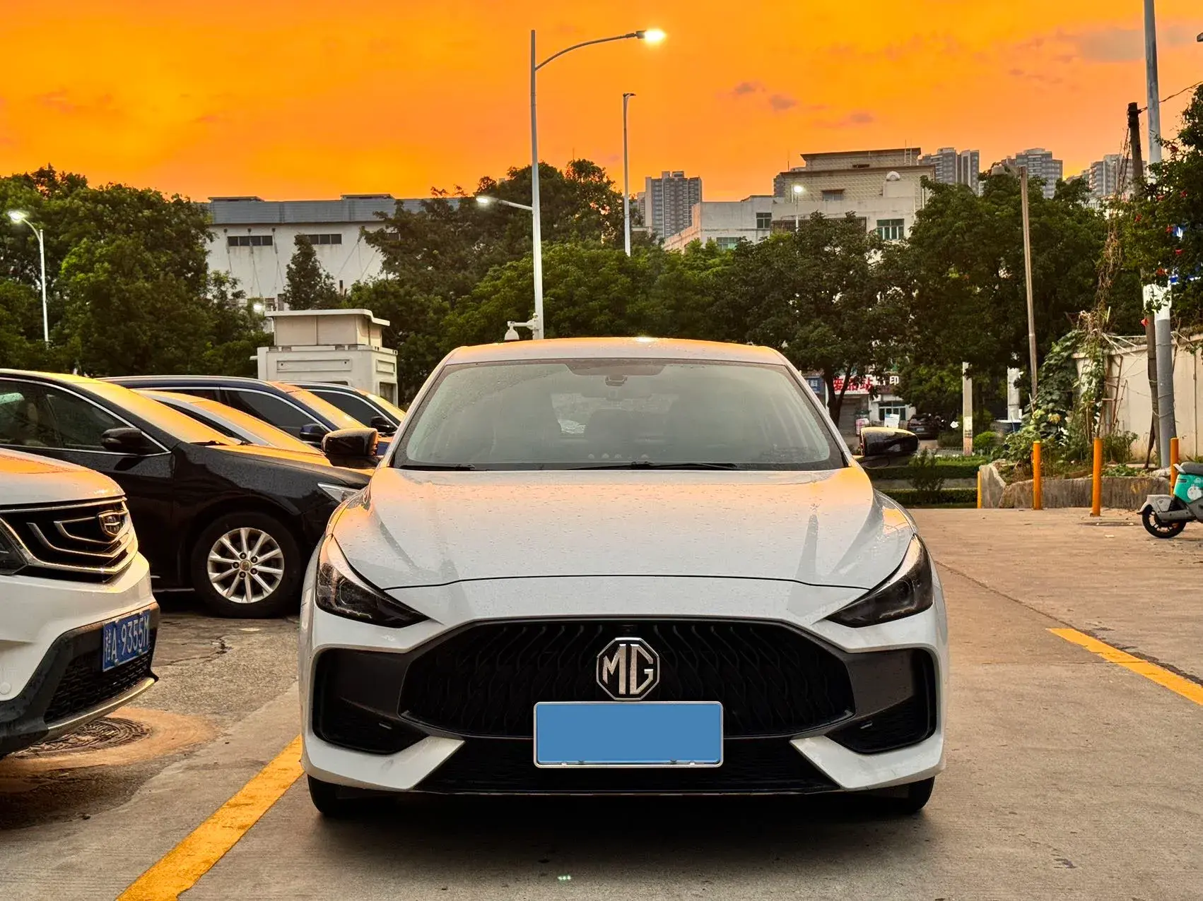 2022 MG 5 thumbnail 2