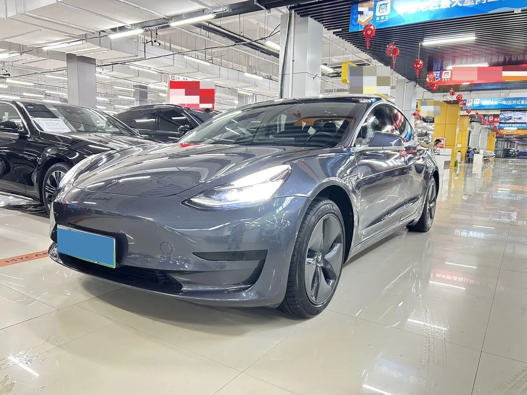2020 TESLA MODEL view 1