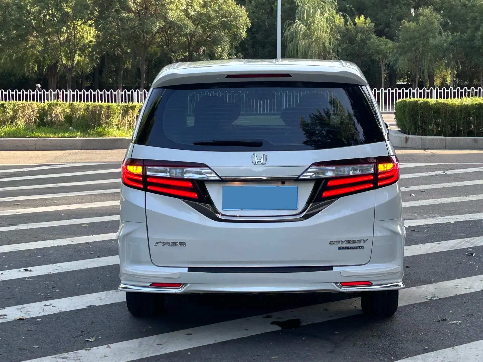 2021 HONDA ODYSSEY thumbnail 3