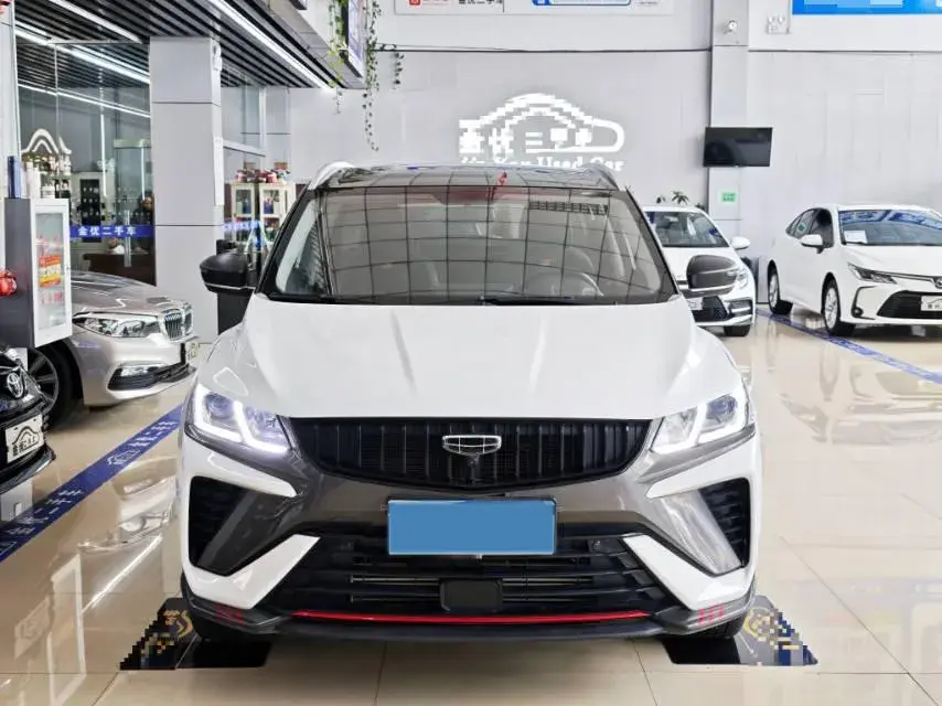 2023 GEELY COOLRAY thumbnail 2