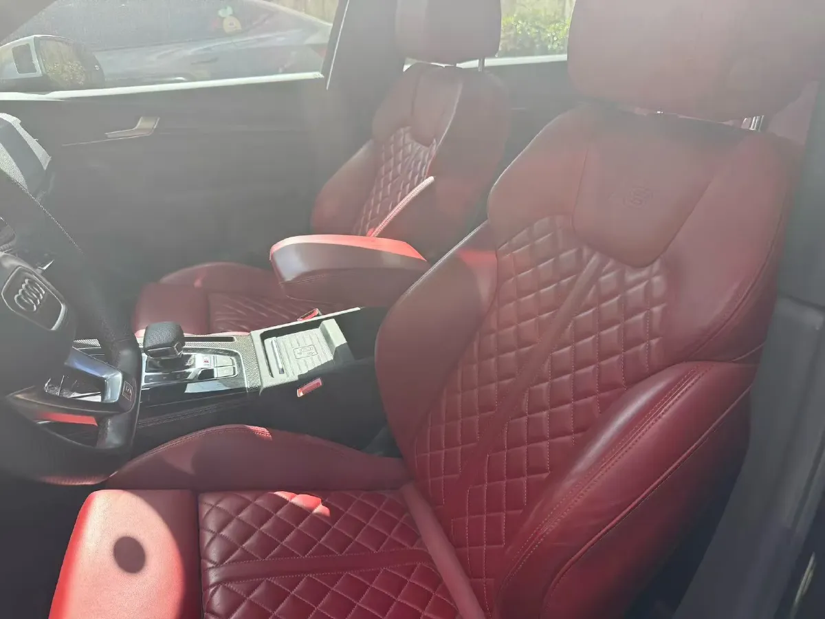 2021 Audi SQ5 3.0T 354HP V6 8AT,autocango,china used car exporter,china ev exporter,chinese used car exporter,chinese used ev exporter