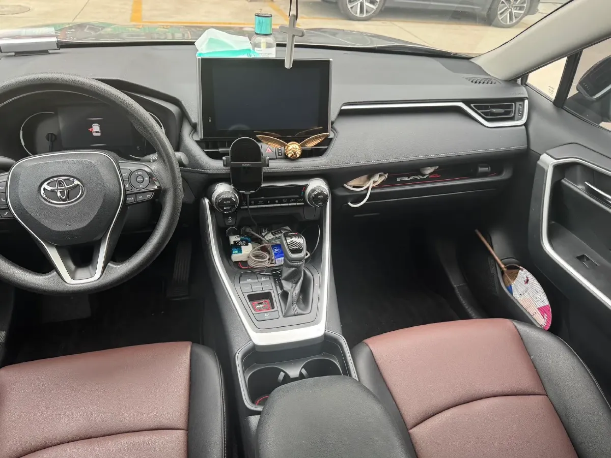 2021 Toyota RAV4 Hybird E+ 2.5L 180HP L4 E-CVT PHEV 15.984KWH,autocango,china used car exporter,china ev exporter,chinese used car exporter,chinese used ev exporter