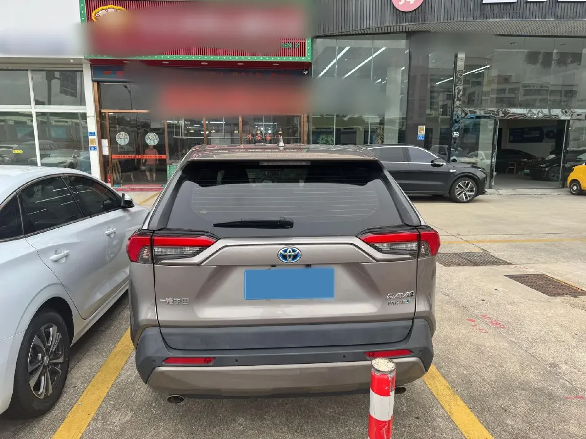 2021 Toyota RAV4 Hybird E+ 2.5L 180HP L4 E-CVT PHEV 15.984KWH,autocango,china used car exporter,china ev exporter,chinese used car exporter,chinese used ev exporter