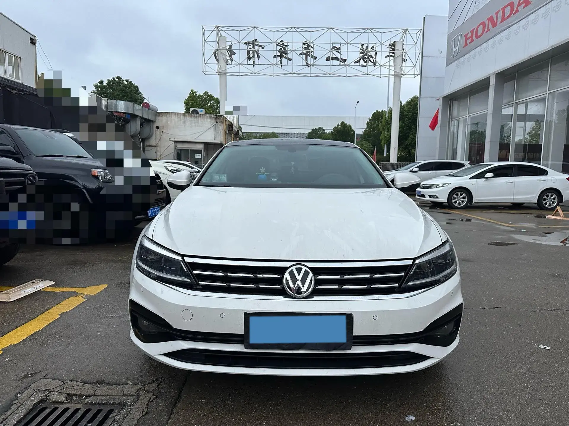 2021 VOLKSWAGEN LAMANDO thumbnail 2