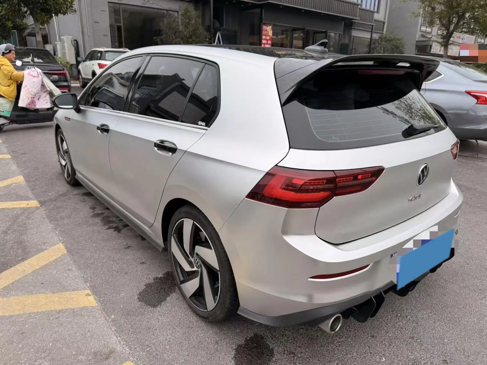 2021 VOLKSWAGEN GOLFGTI thumbnail 4