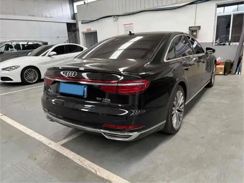 2021 AUDI A8 thumbnail 2