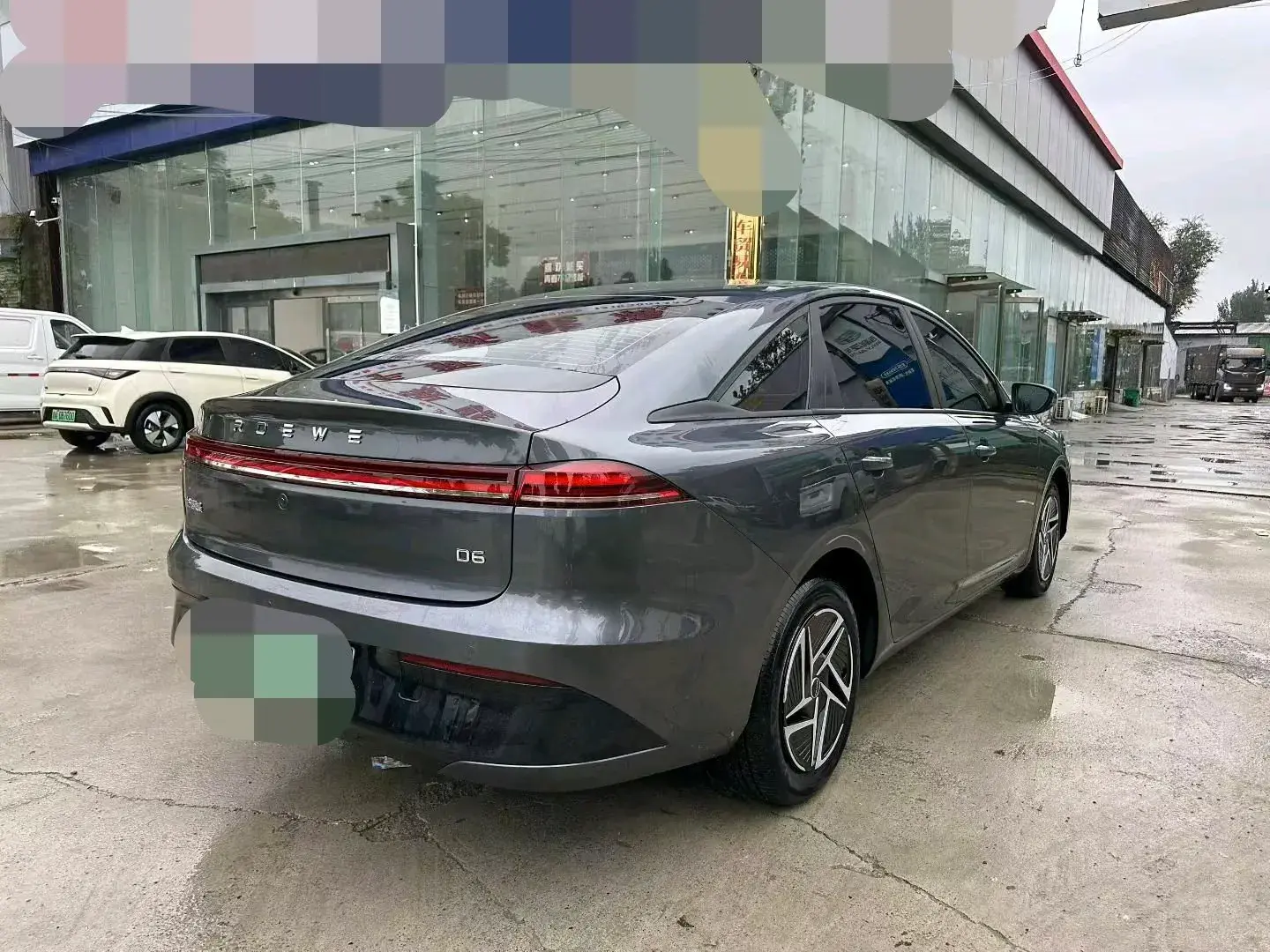 2025 ROEWE D6 thumbnail 3