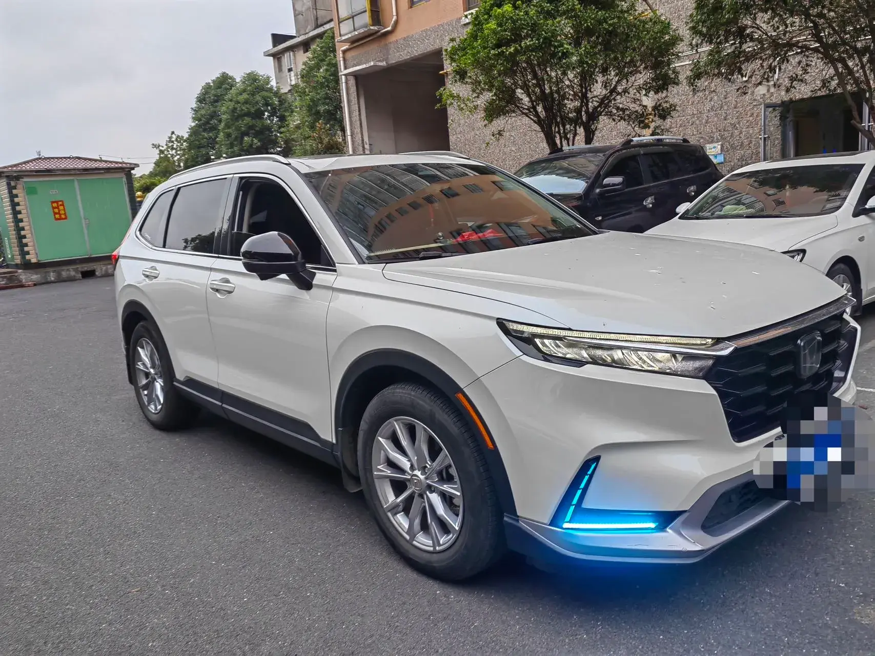 2023 HONDA CR-V thumbnail 2