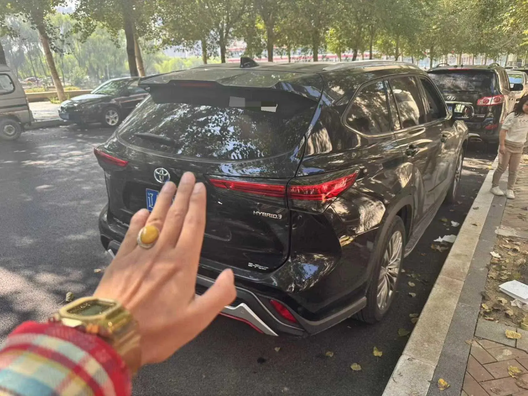 2022 TOYOTA HIGHLANDER thumbnail 3