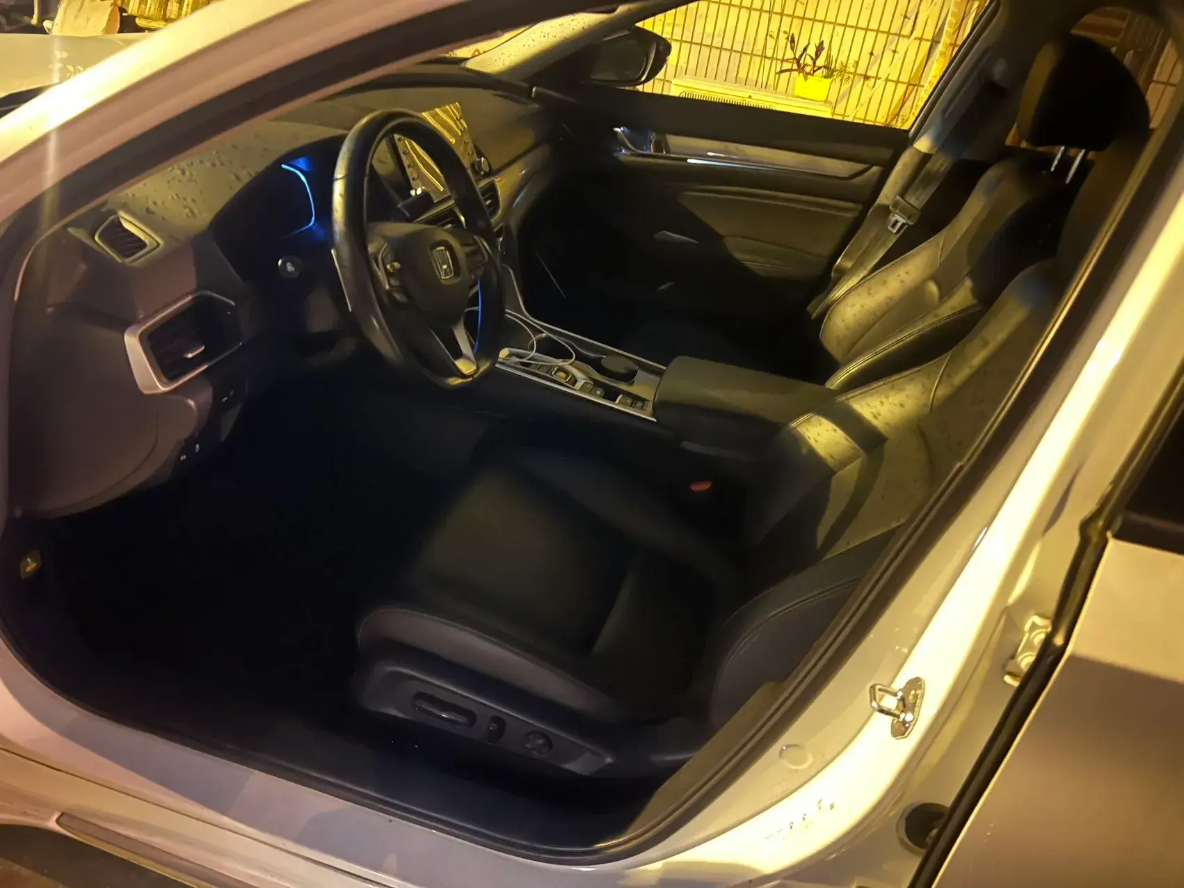 2018 HONDA ACCORD thumbnail 2